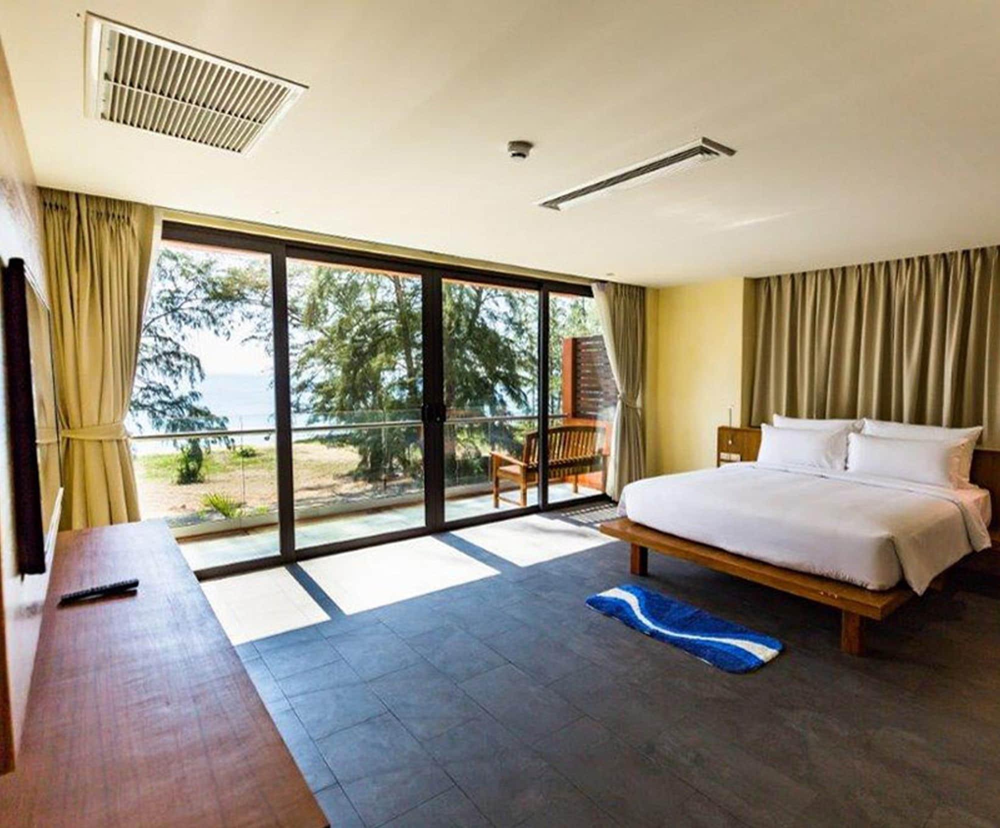 Coriacea Beachfront Boutique Phuket Resort - Sha Plus Mai Khao Dış mekan fotoğraf
