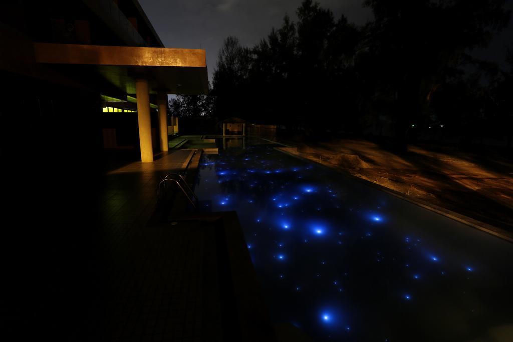 Coriacea Beachfront Boutique Phuket Resort - Sha Plus Mai Khao Dış mekan fotoğraf
