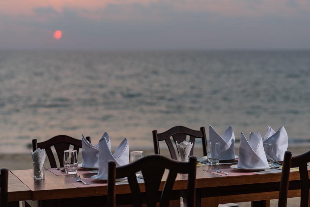 Coriacea Beachfront Boutique Phuket Resort - Sha Plus Mai Khao Dış mekan fotoğraf